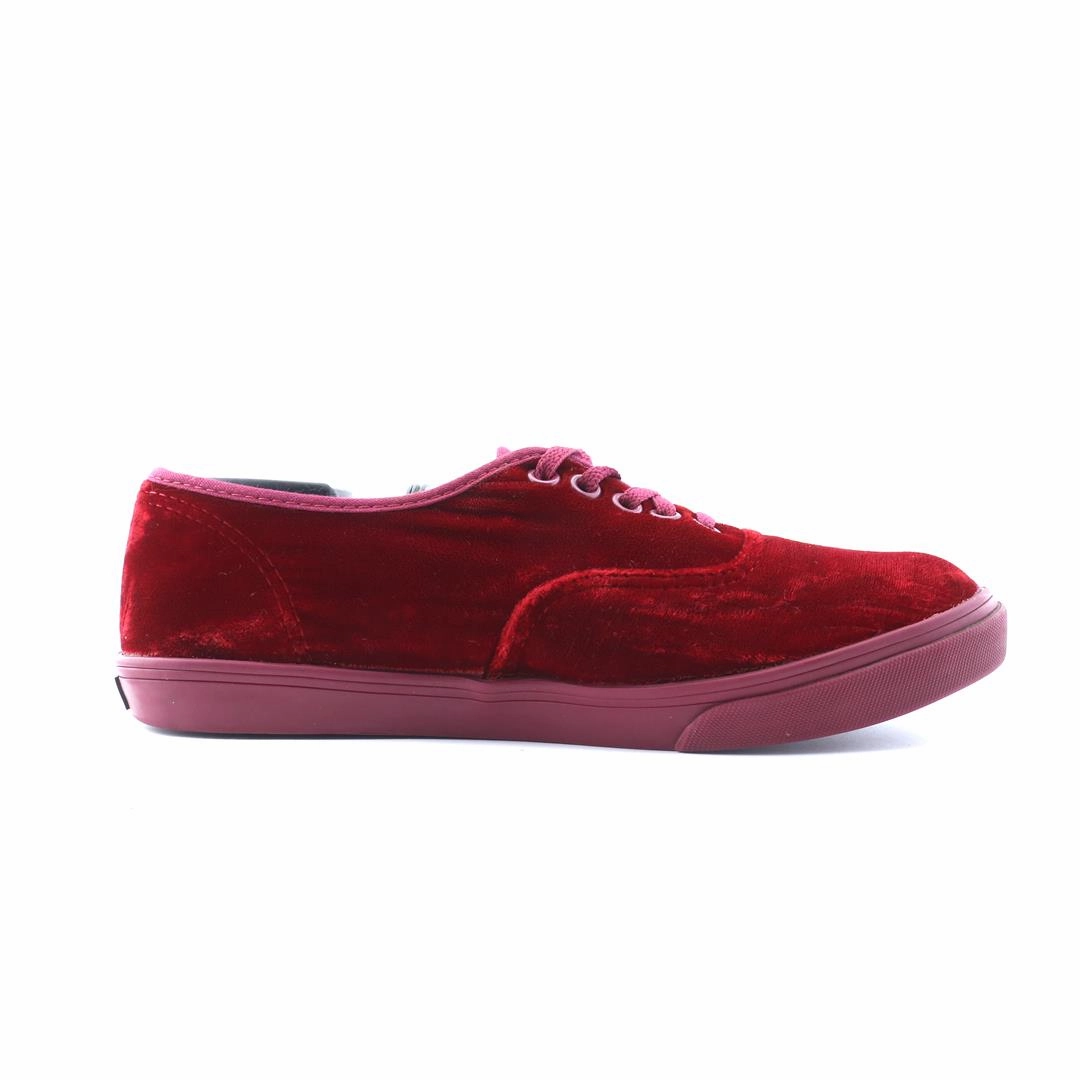 VANS AUTHENTIC Vans classic sneaker styles