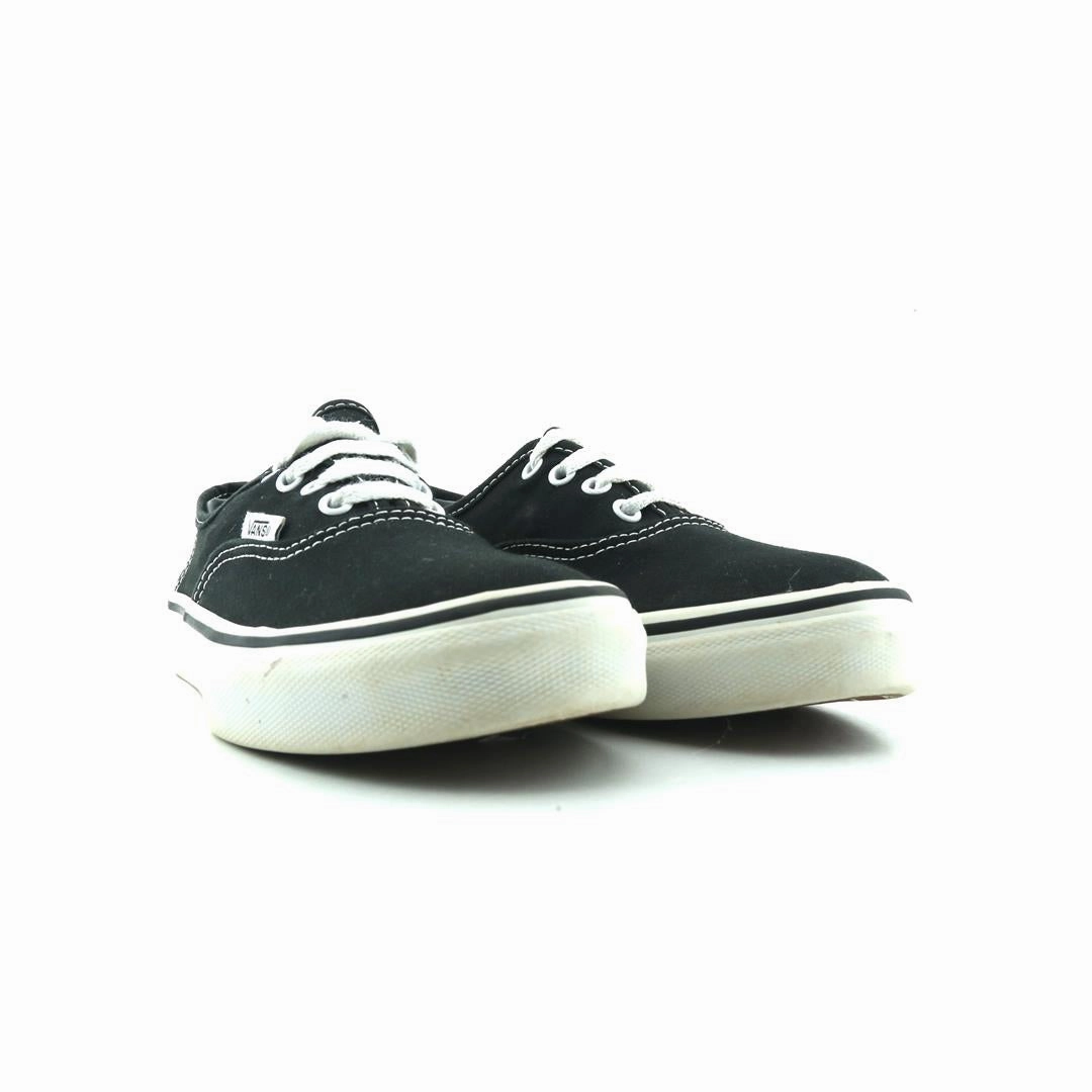 VANS AUTHENTIC Vans classic sneaker styles