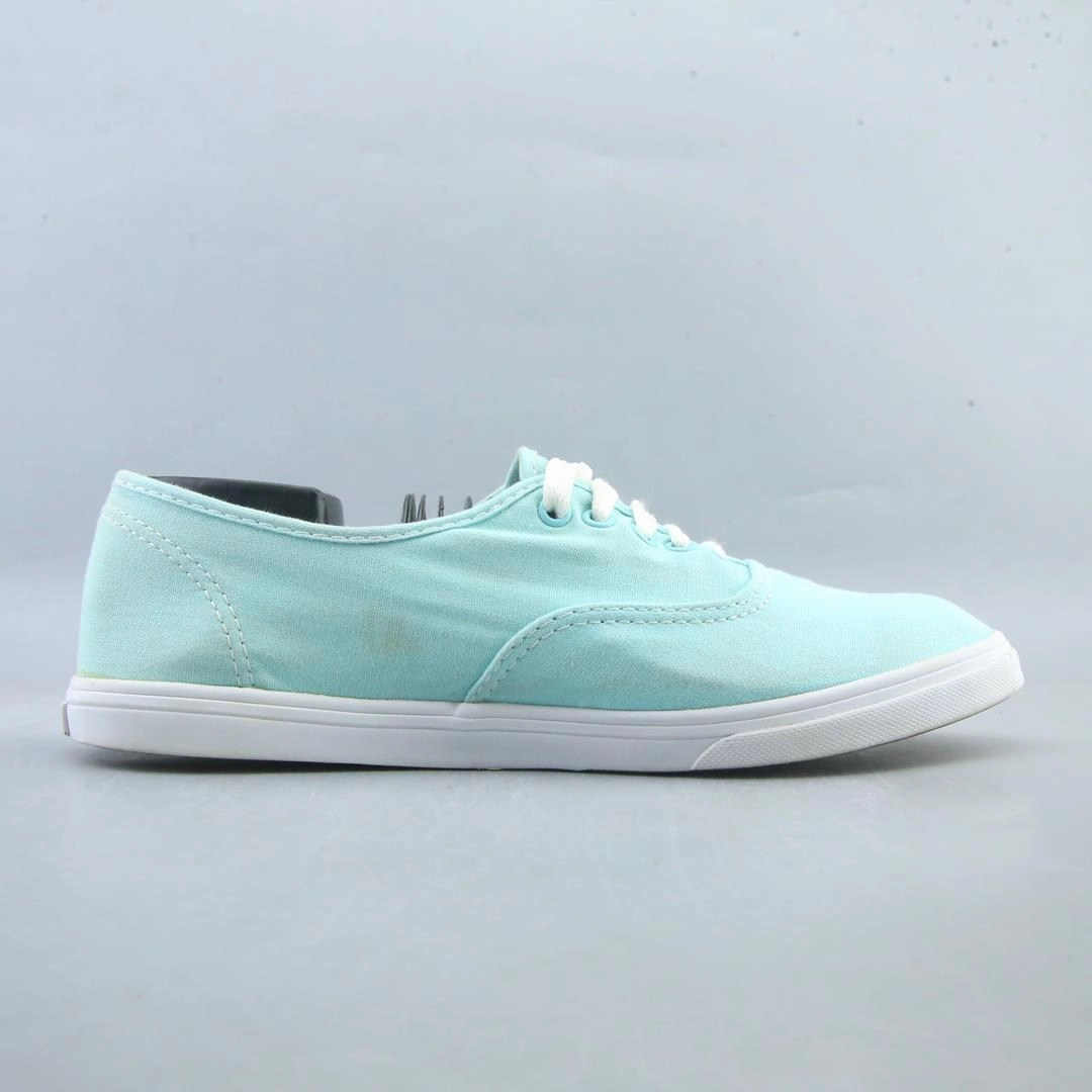 VANS AUTHENTIC Vans classic sneaker styles