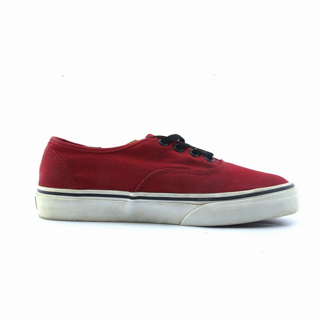 VANS AUTHENTIC Vans classic sneaker styles