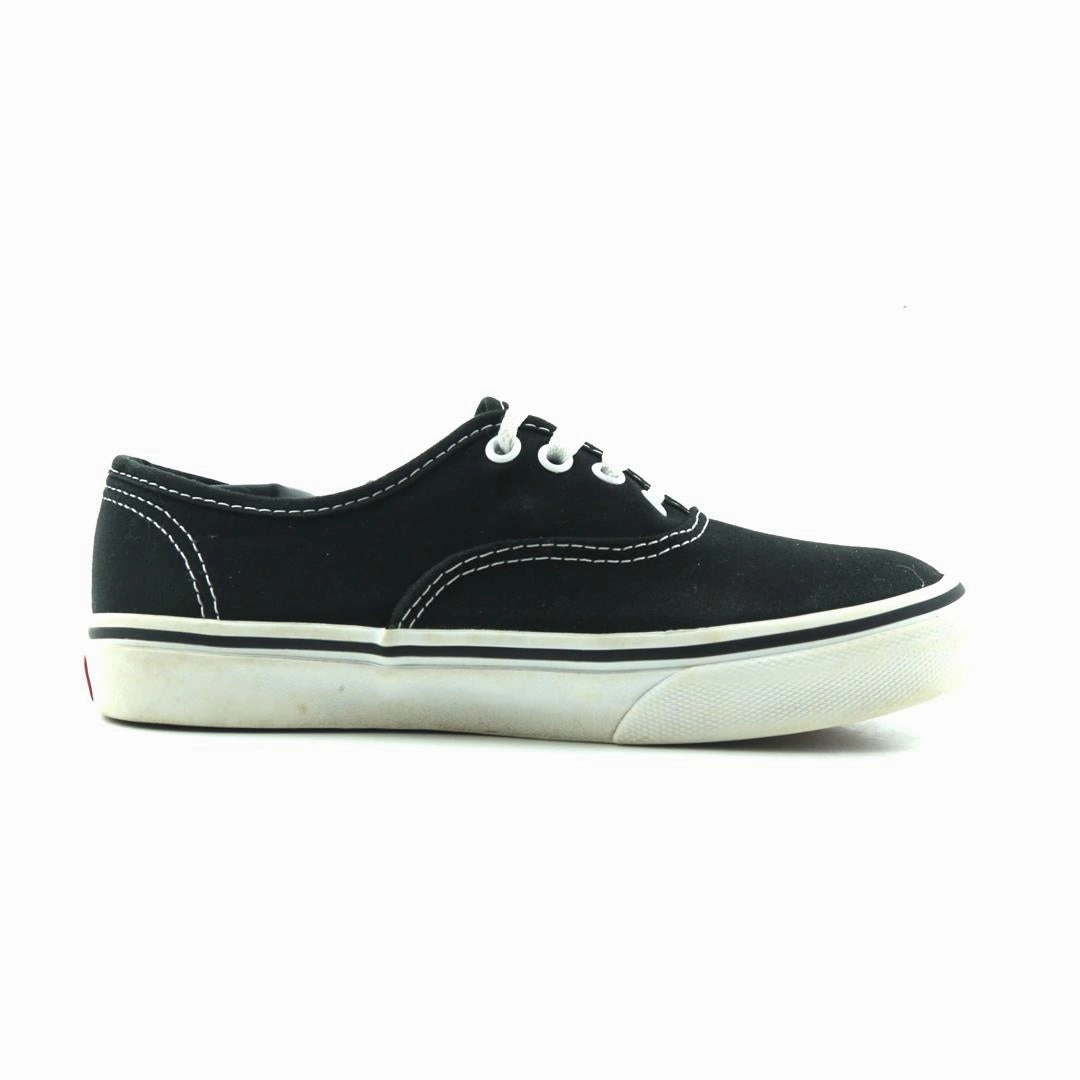 VANS AUTHENTIC Vans classic sneaker styles