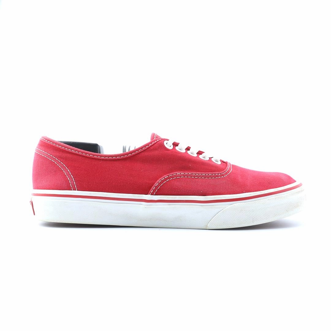 VANS AUTHENTIC Vans classic sneaker styles