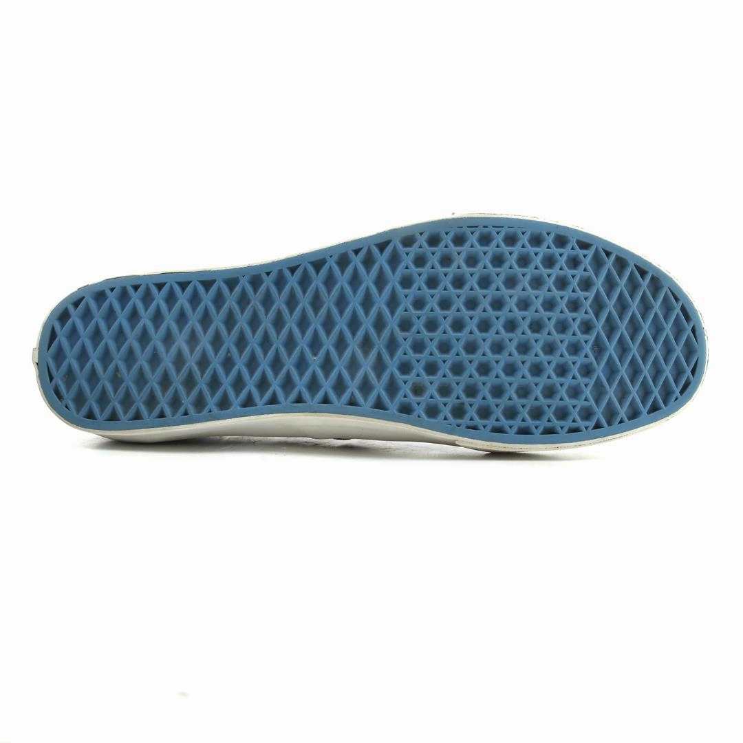 VANS AUTHENTIC Vans classic sneaker styles