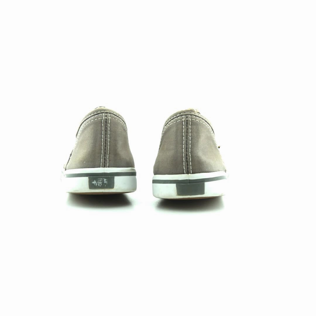 VANS AUTHENTIC Vans classic sneaker styles