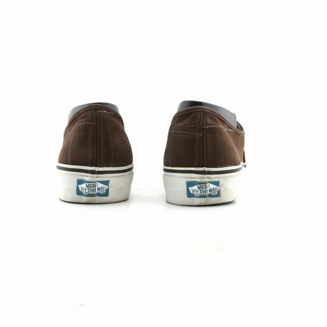 VANS AUTHENTIC Vans classic sneaker styles