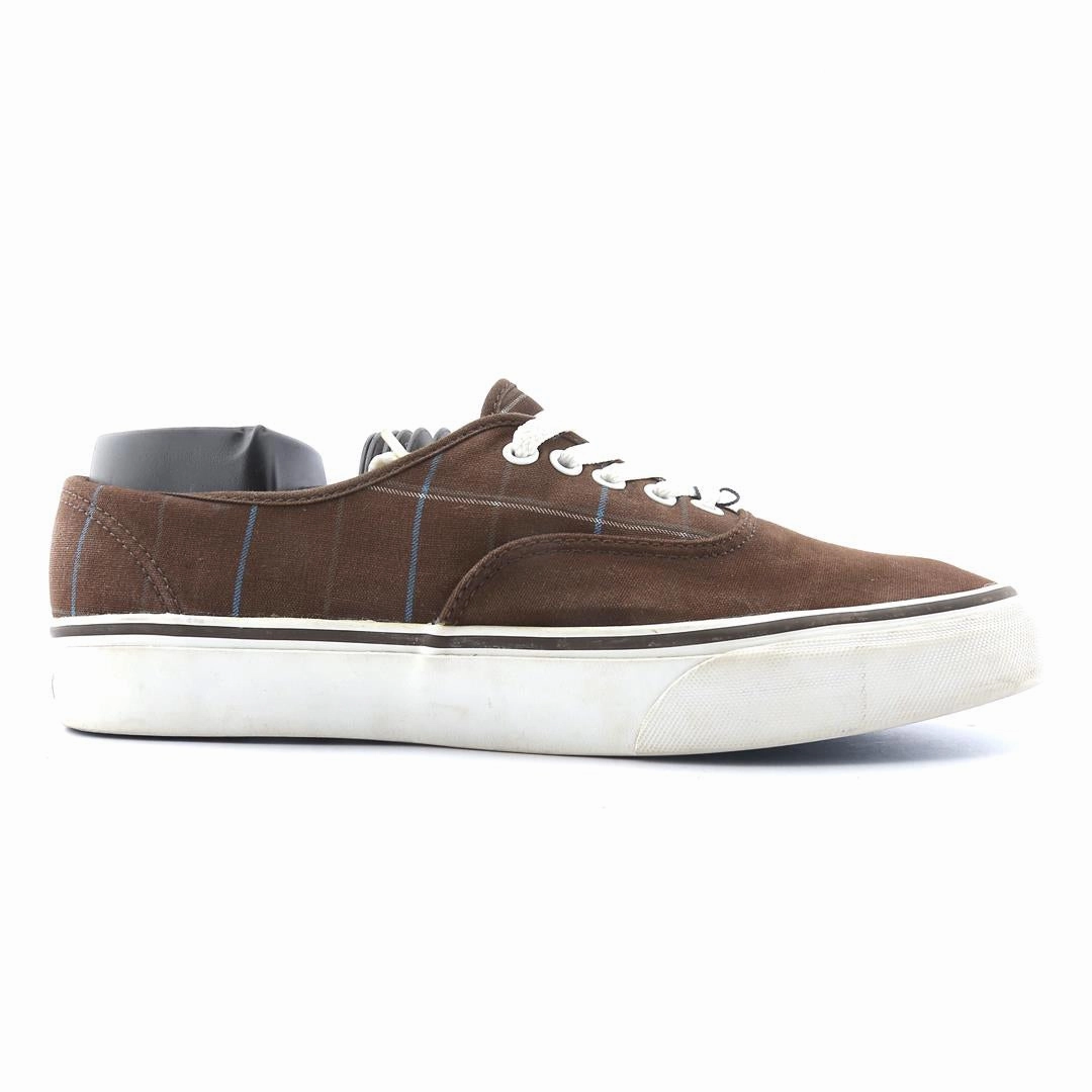 VANS AUTHENTIC Vans classic sneaker styles