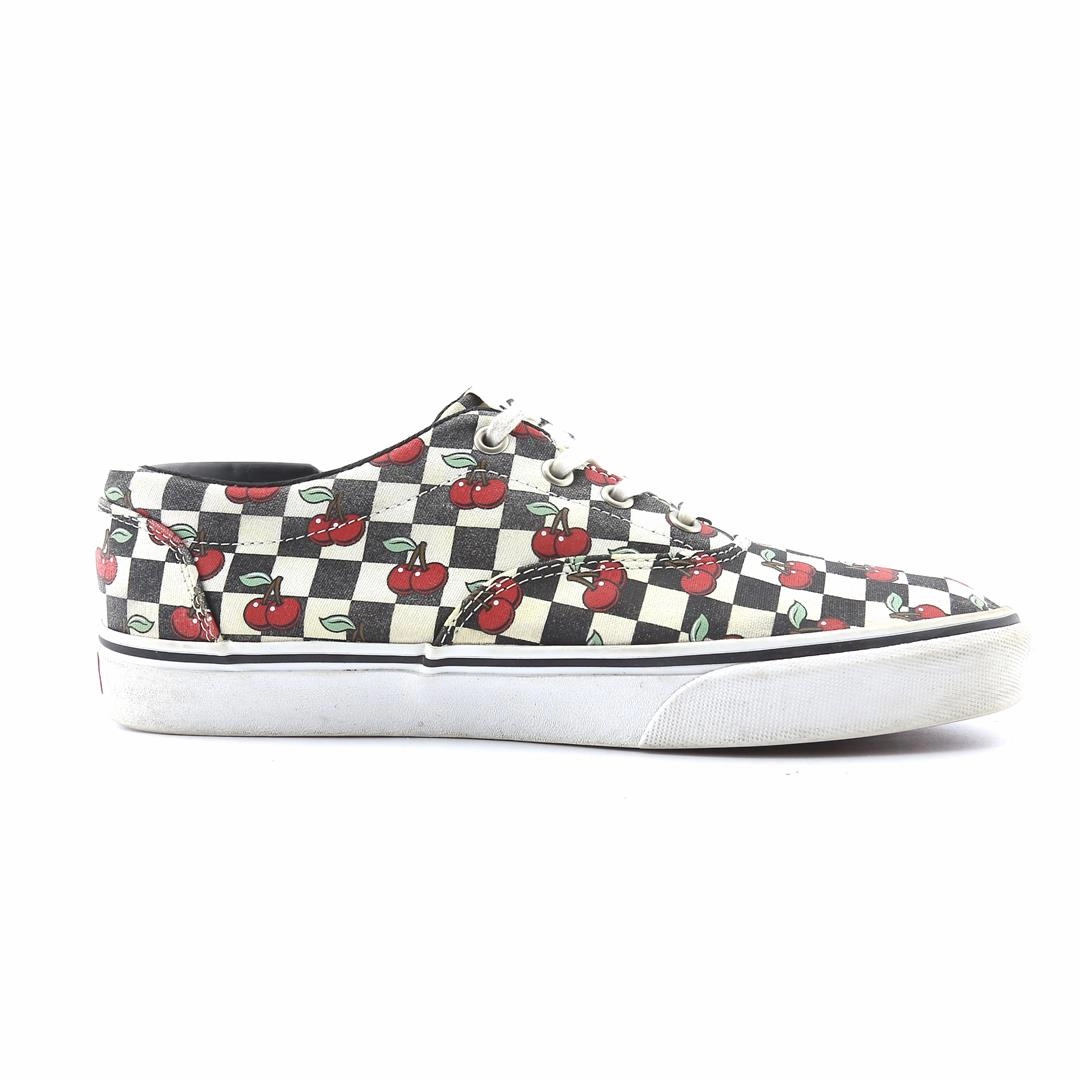 VANS AUTHENTIC Vans classic sneaker styles