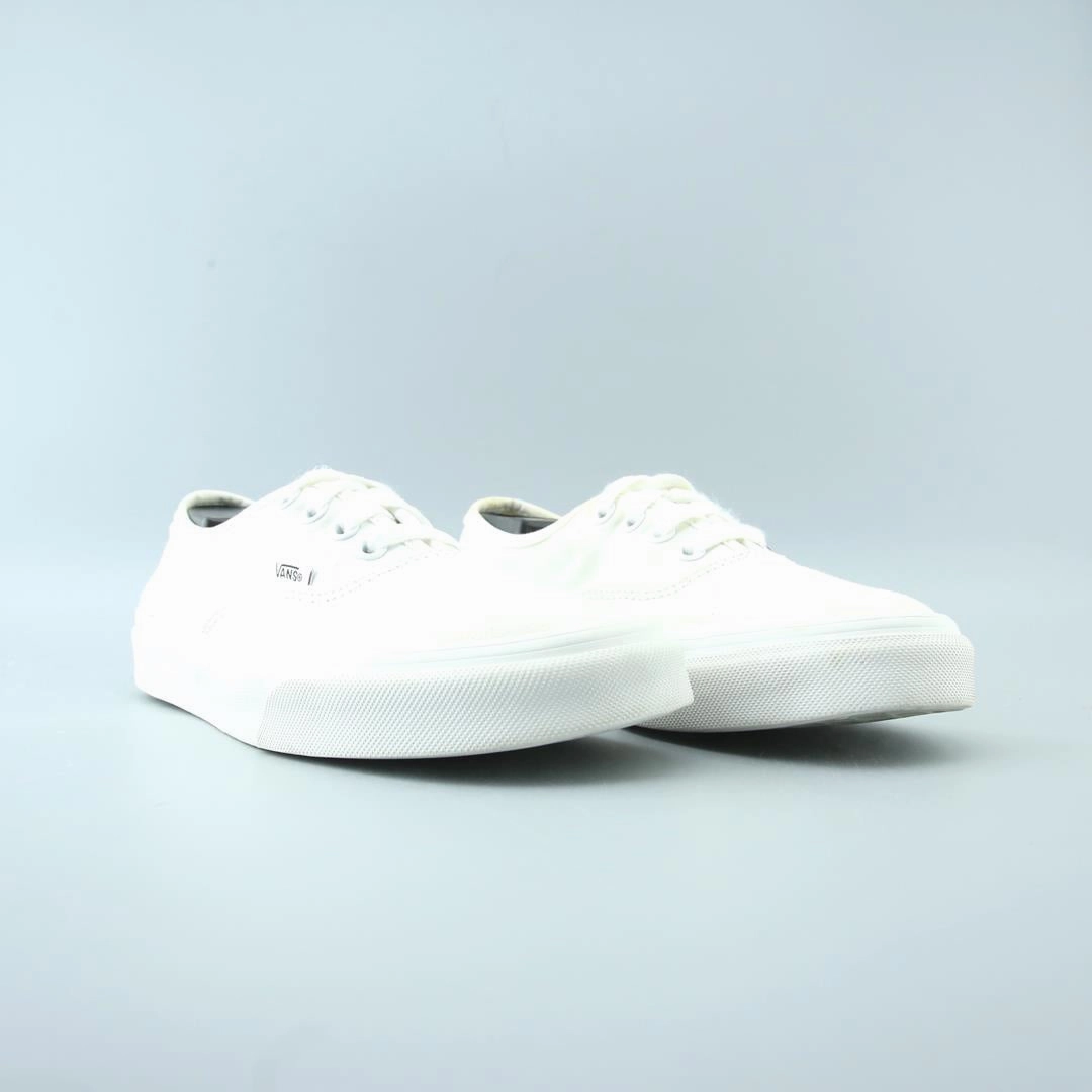 VANS AUTHENTIC Vans classic sneaker styles