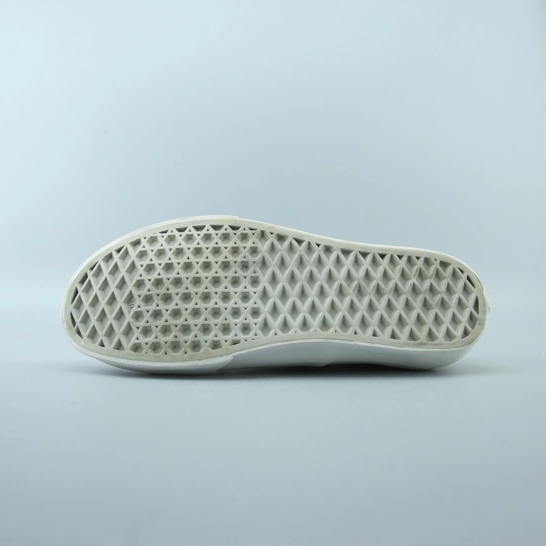 VANS AUTHENTIC Vans classic sneaker styles