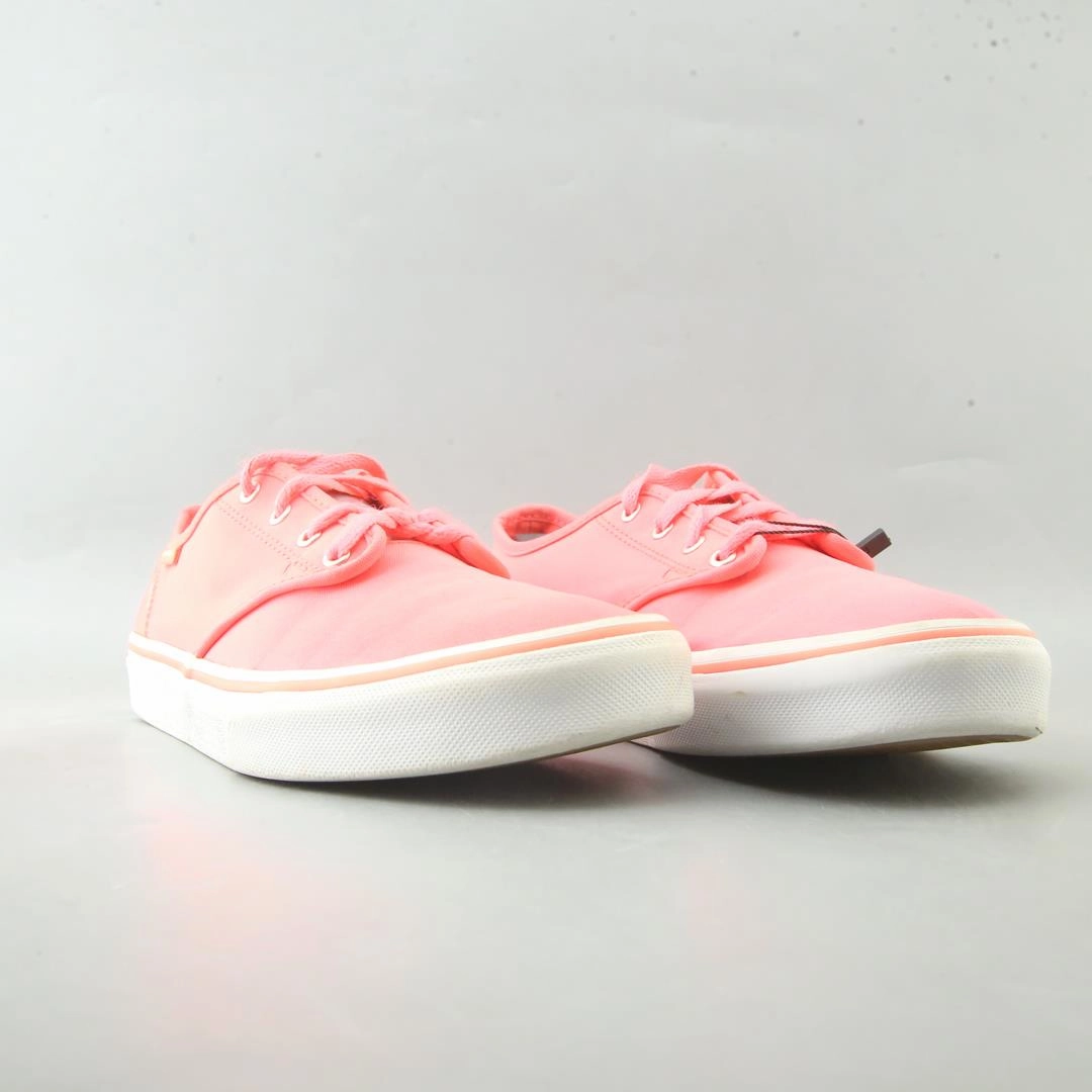 VANS AUTHENTIC Vans classic sneaker styles