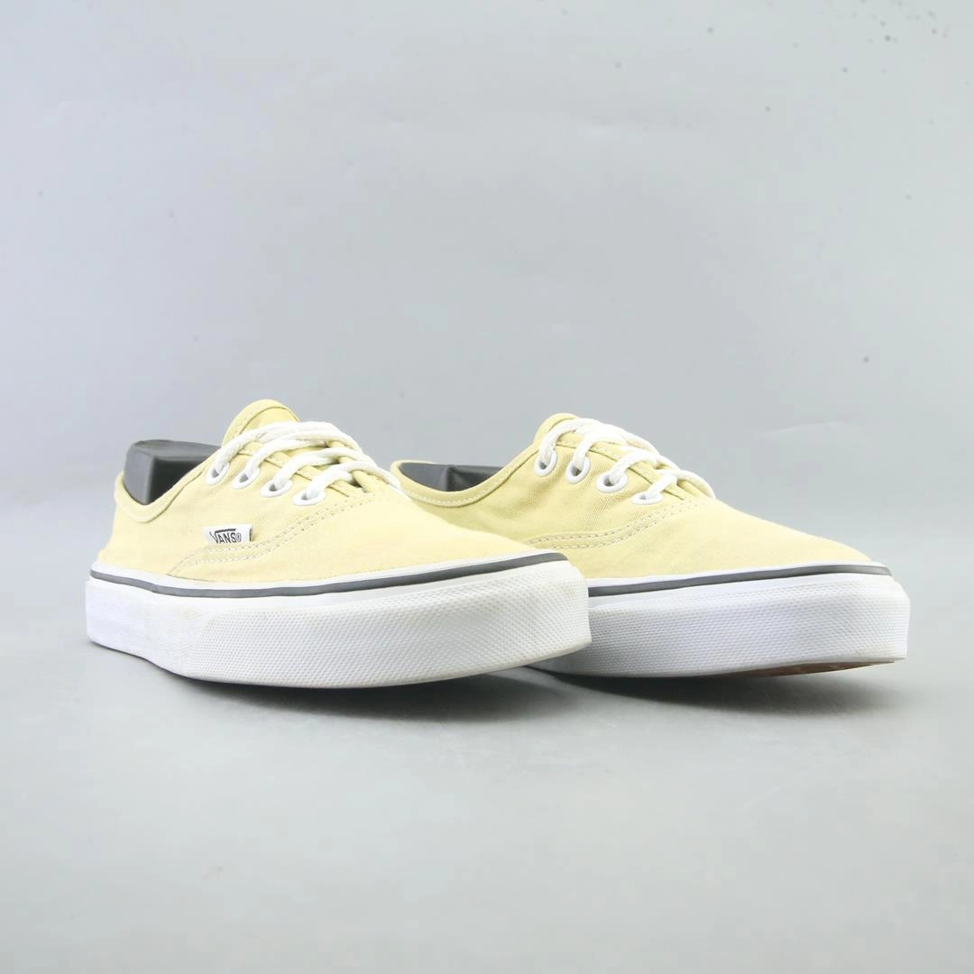 VANS AUTHENTIC Vans classic sneaker styles