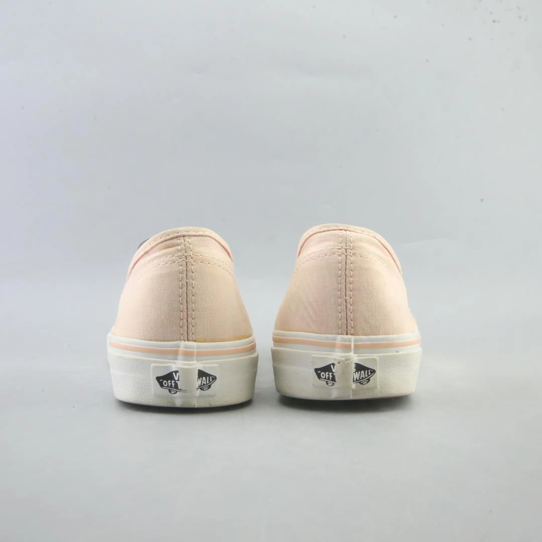VANS AUTHENTIC Vans classic sneaker styles