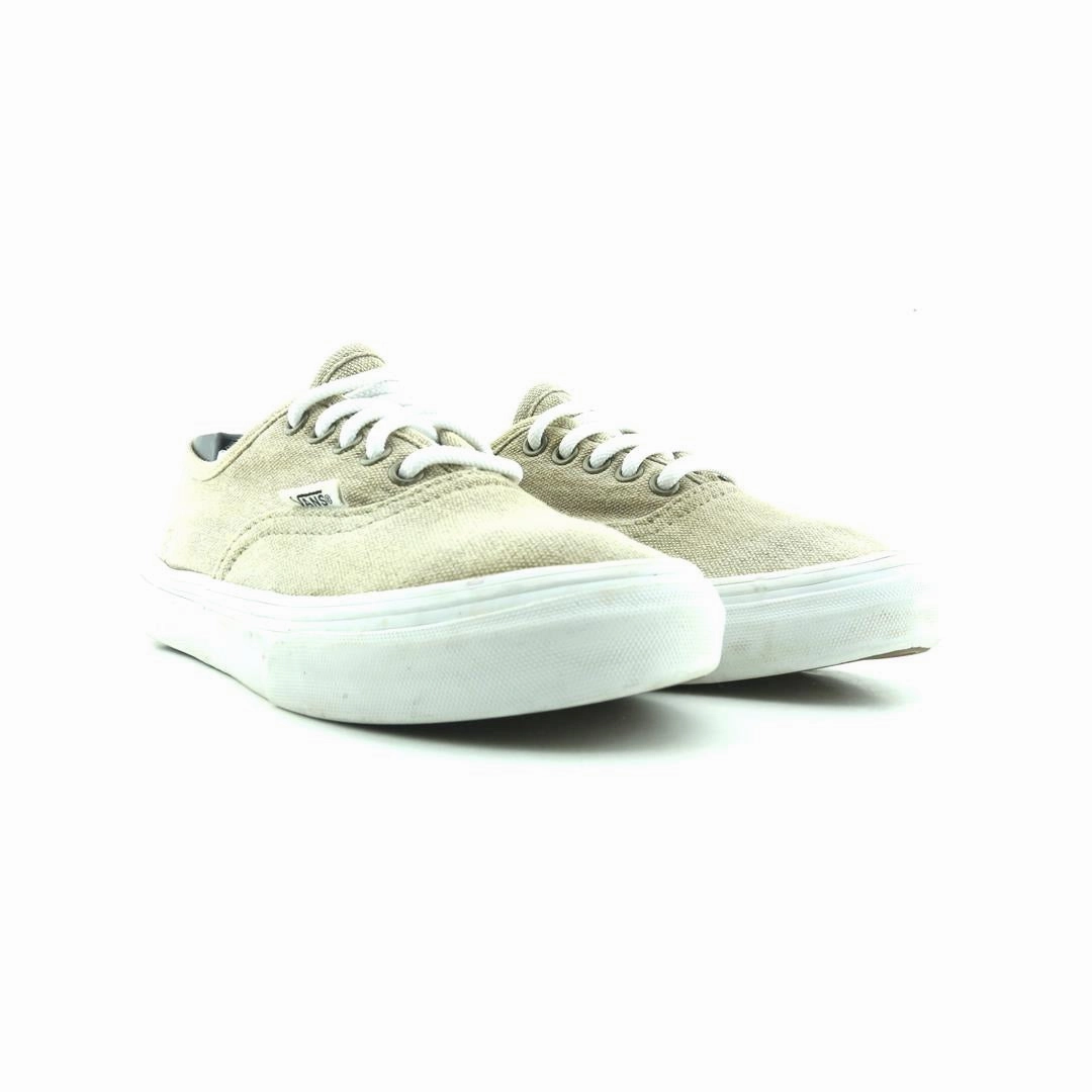 VANS AUTHENTIC Vans classic sneaker styles