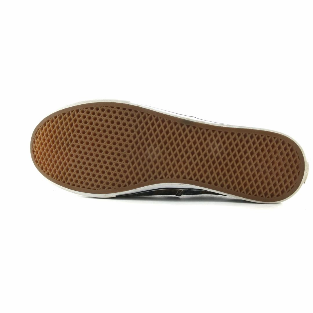 VANS AUTHENTIC Vans classic sneaker styles