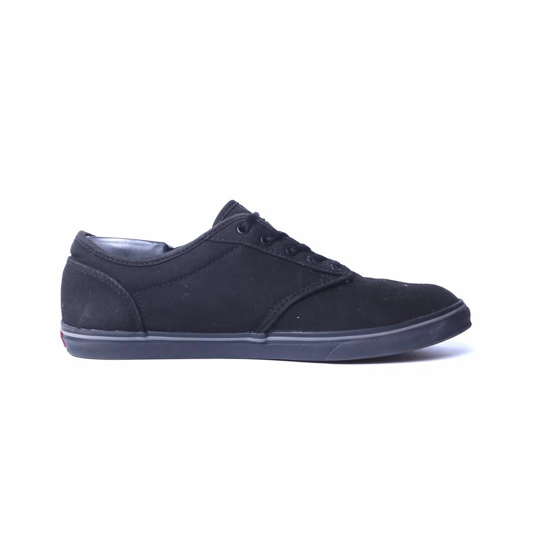 VANS AUTHENTIC Vans skate shoe imagery