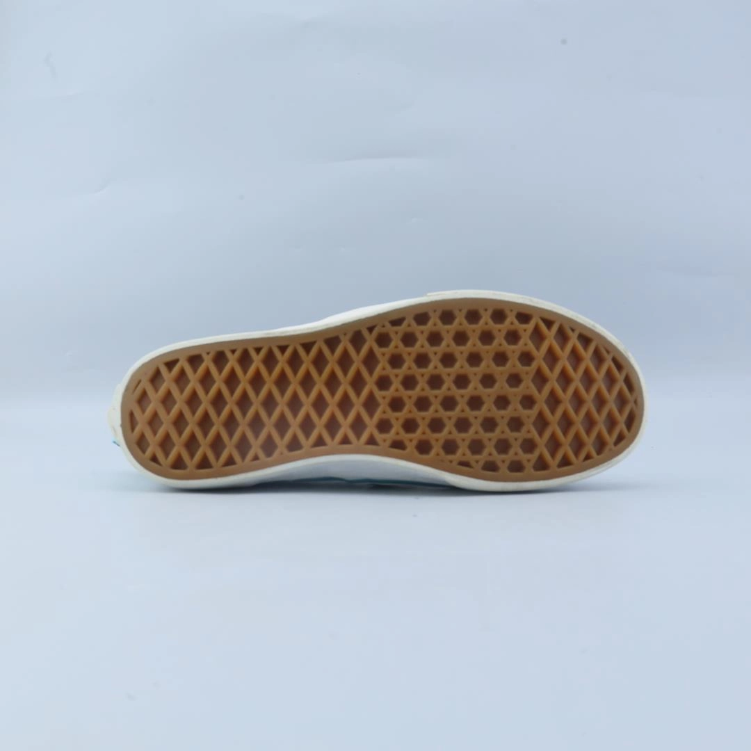 VANS  CHECKERBOARD Vans skate shoe imagery