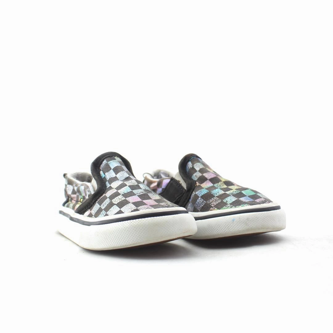 VANS CLASSIC CHECKERBOARD Vans casual shoe snapshots