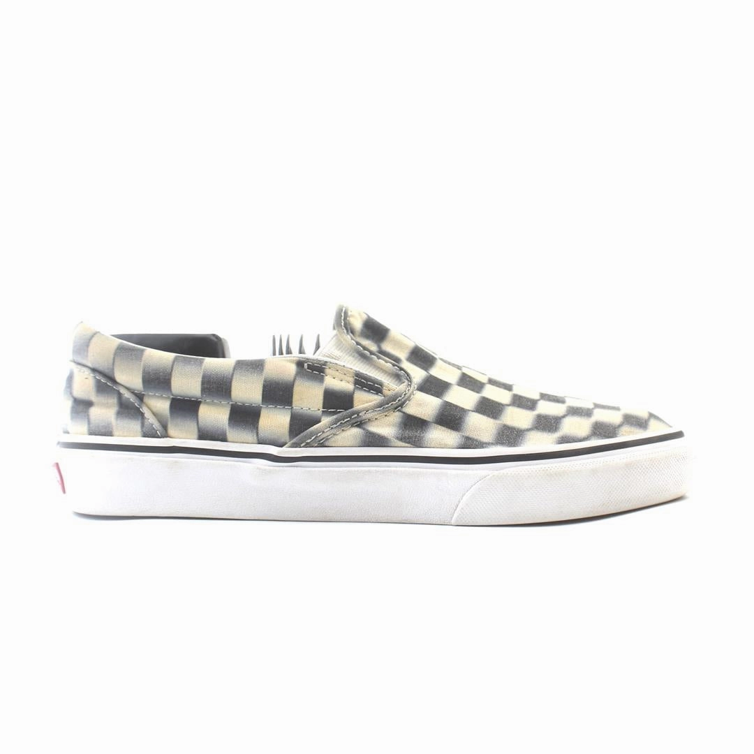 VANS CLASSIC CHECKERBOARD Vans casual shoe snapshots