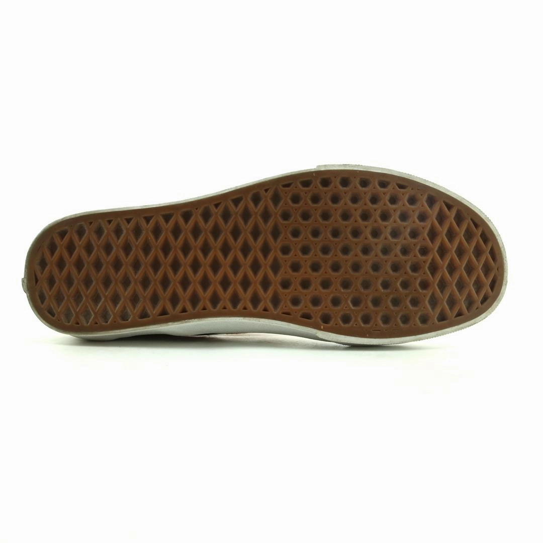VANS CLASSIC  CHECKERBOARD Vans casual shoe snapshots