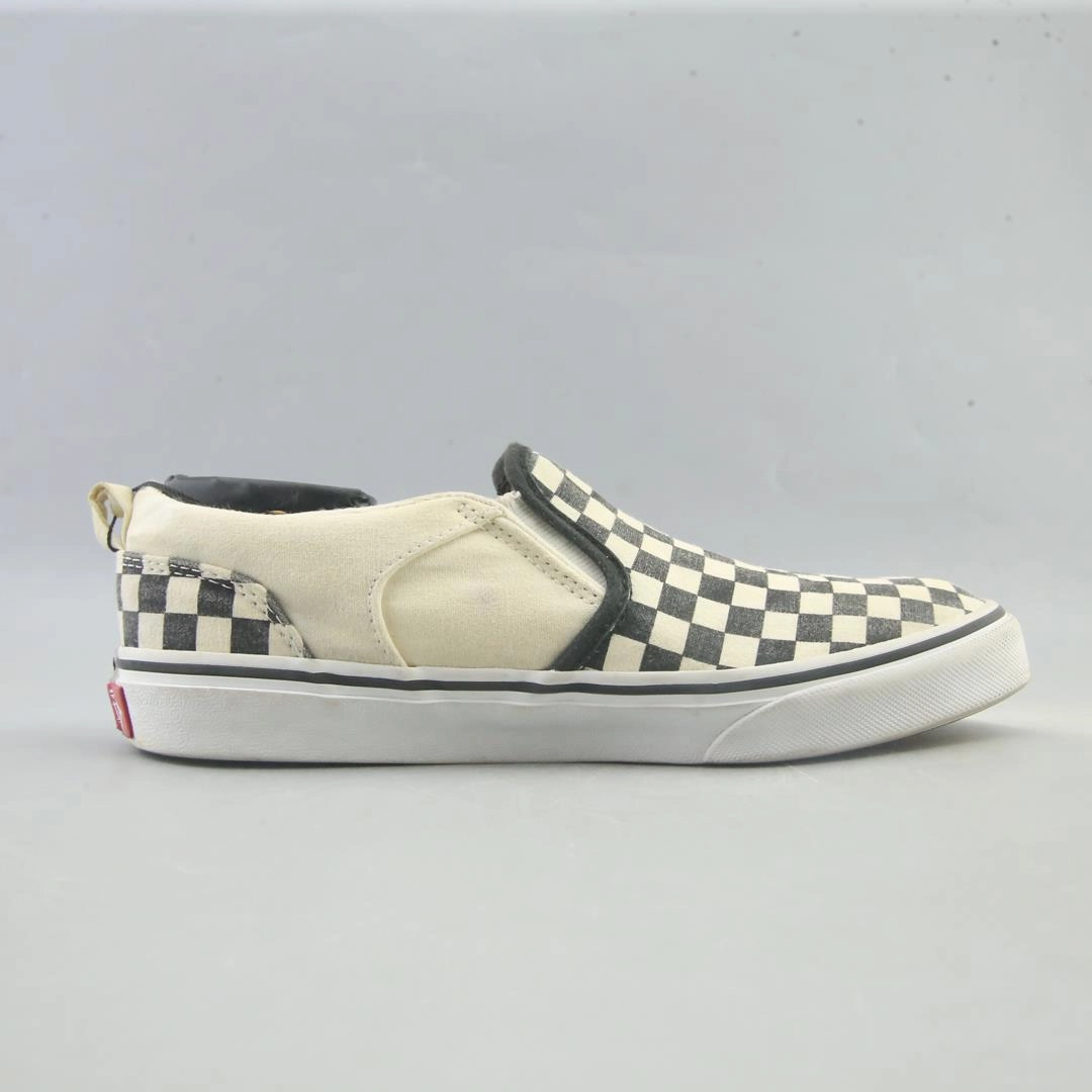 VANS CLASSIC  CHECKERBOARD Vans casual shoe snapshots