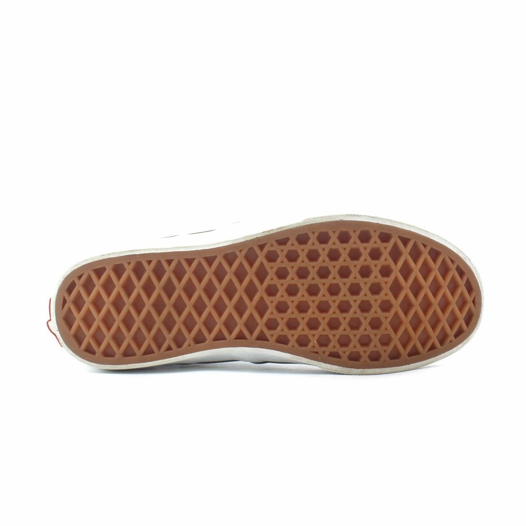 VANS CLASSIC CHECKERBOARD Vans casual shoe snapshots