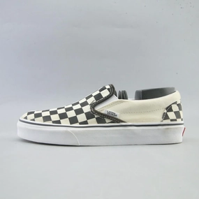 VANS CLASSIC CHECKERBOARD Vans iconic skate shoe designs