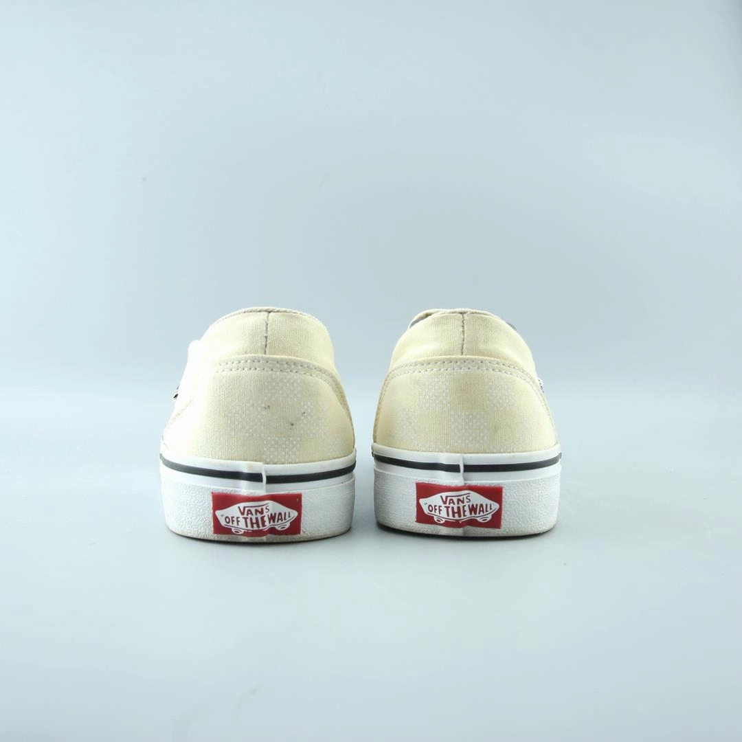 VANS CLASSIC CHECKERBOARD Vans skate shoe imagery