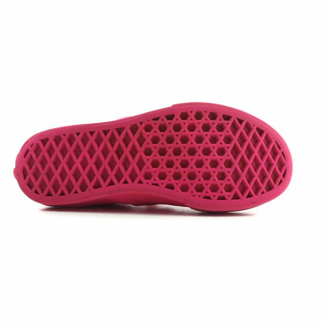 VANS CLASSIC  CHECKERBOARD Vans skate shoe imagery