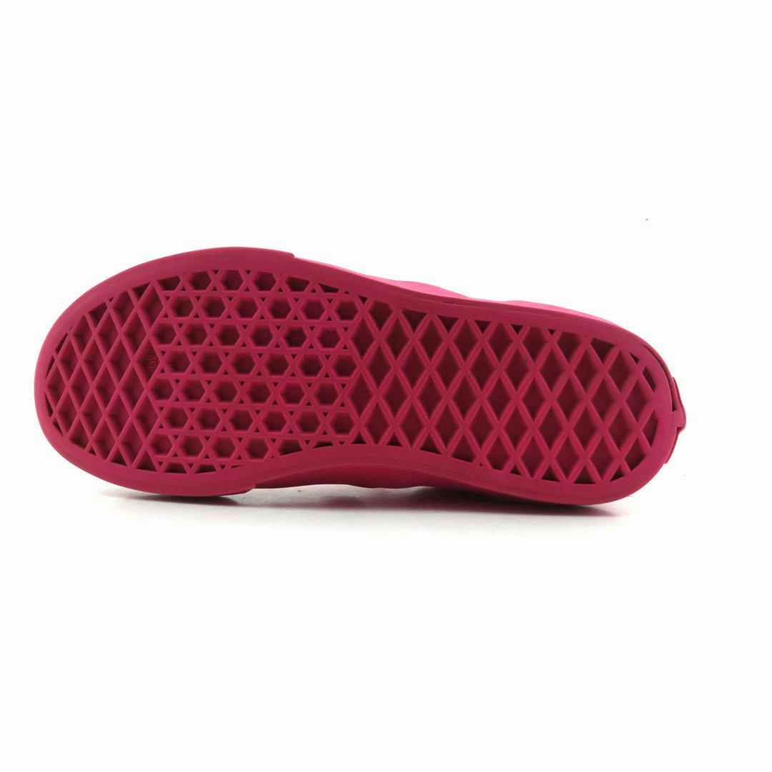 VANS CLASSIC  CHECKERBOARD Vans skate shoe imagery