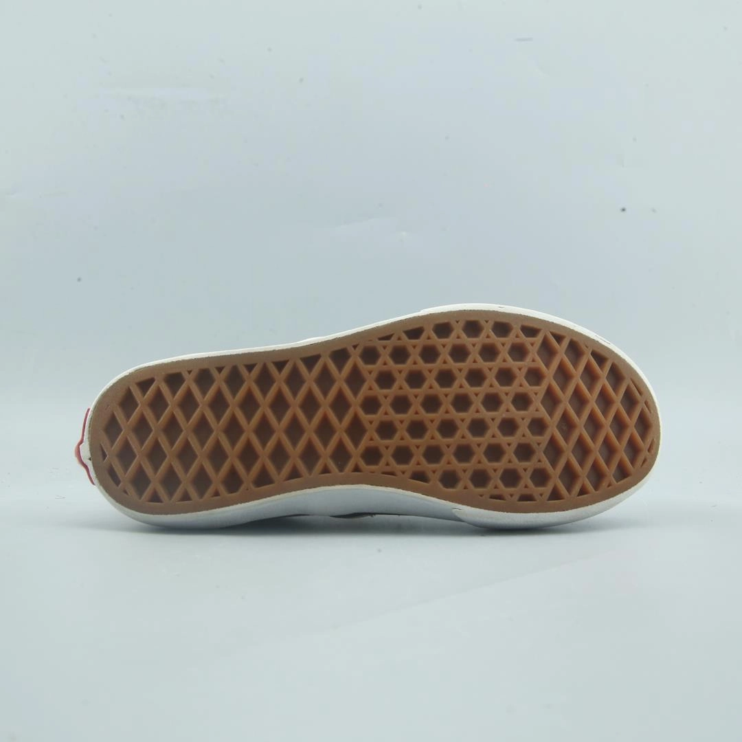 VANS CLASSIC CHECKERBOARD Vans skate shoe imagery