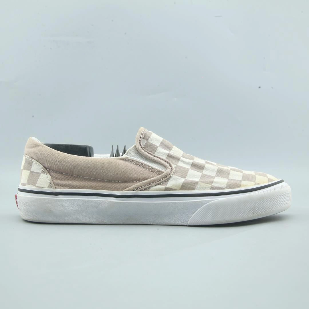 VANS CLASSIC CHECKERBOARD Vans skate shoe imagery