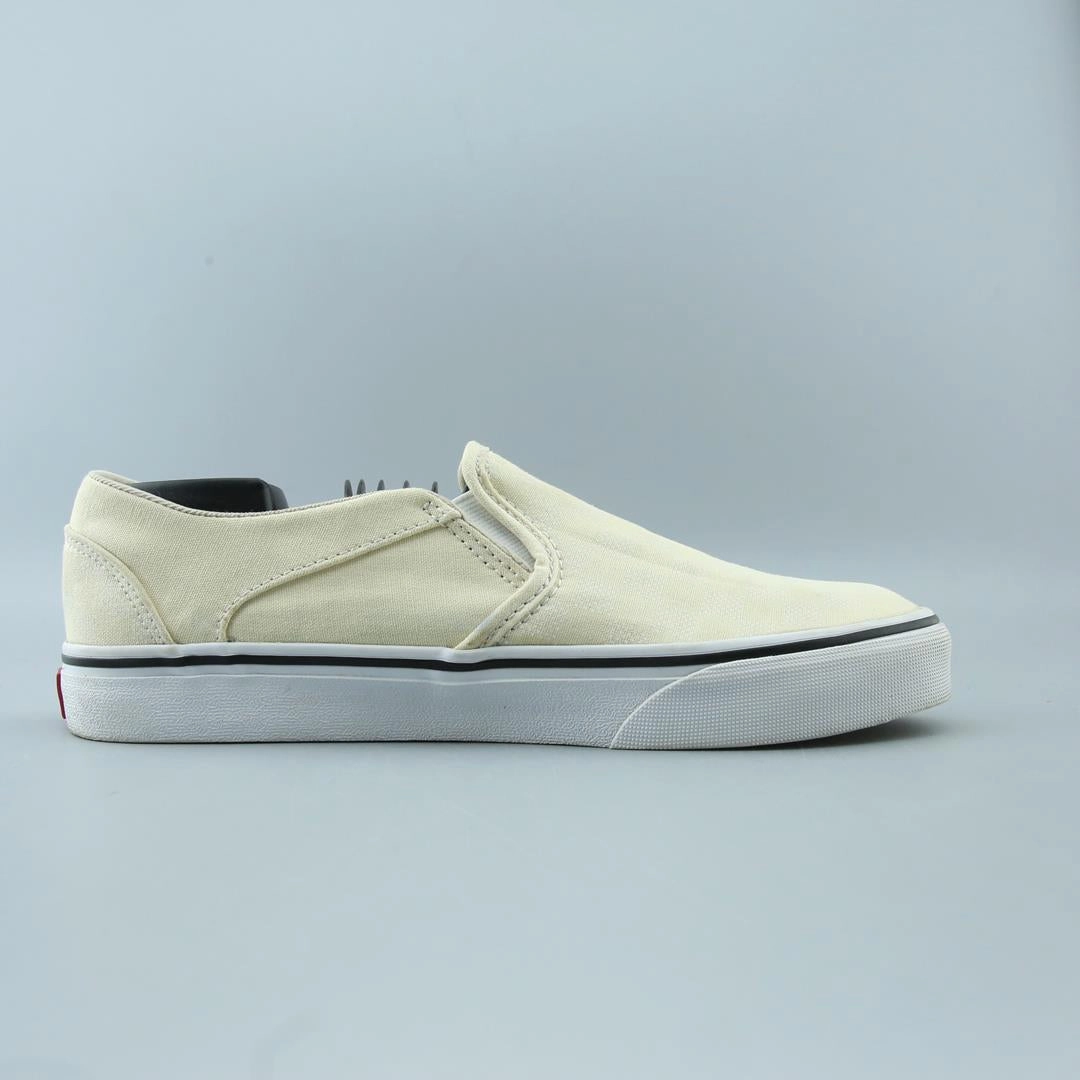 VANS CLASSIC CHECKERBOARD Vans skate shoe imagery