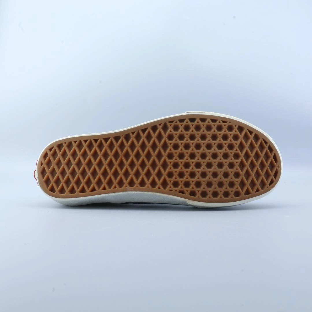 VANS CLASSIC CHECKERBOARD Vans skate shoe imagery