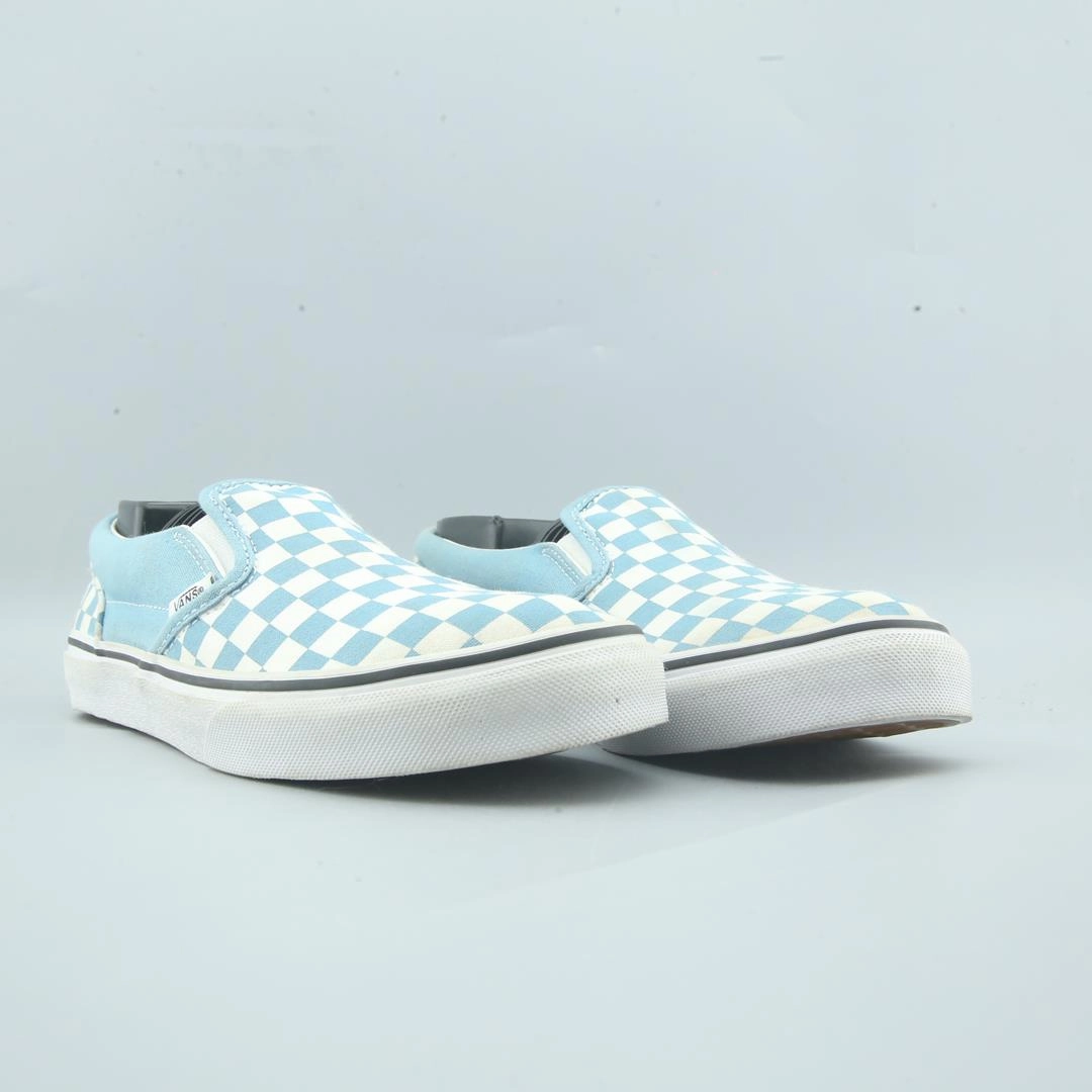 VANS CLASSIC CHECKERBOARD Vans skate shoe imagery