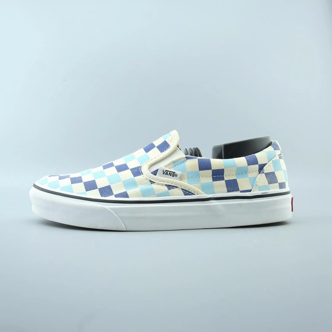 VANS CLASSIC  CHECKERBOARD Vans casual streetwear sneakers