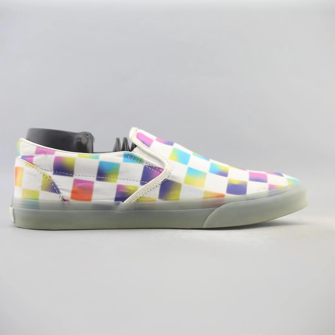 VANS CLASSIC FLORAL CHECKERBOARD Vans classic sneaker styles