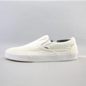 VANS CLASSIC Vans retro-inspired footwear styles