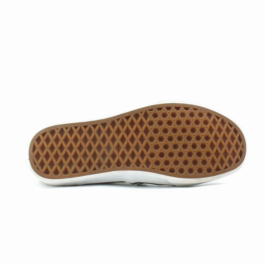 VANS CLASSIC Vans casual shoe snapshots