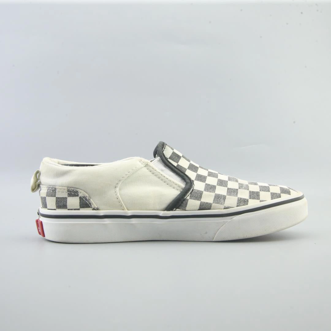 VANS CLASSIC Vans casual shoe snapshots