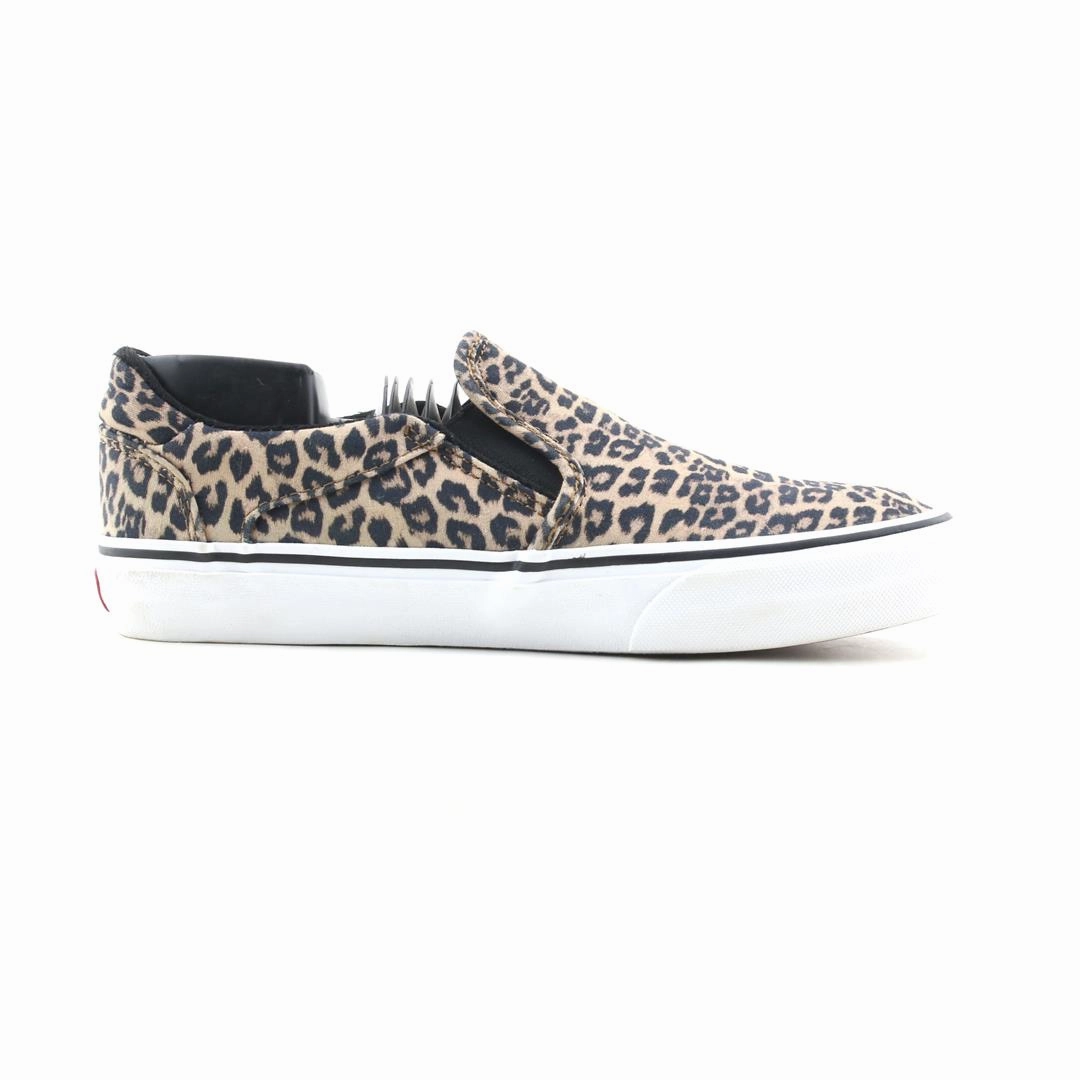 VANS CLASSIC Vans casual shoe snapshots