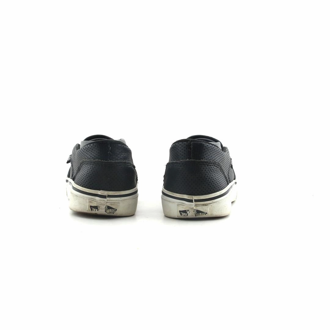 VANS CLASSIC Vans casual shoe snapshots