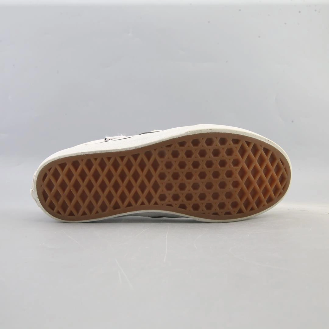 VANS CLASSIC Vans casual shoe snapshots