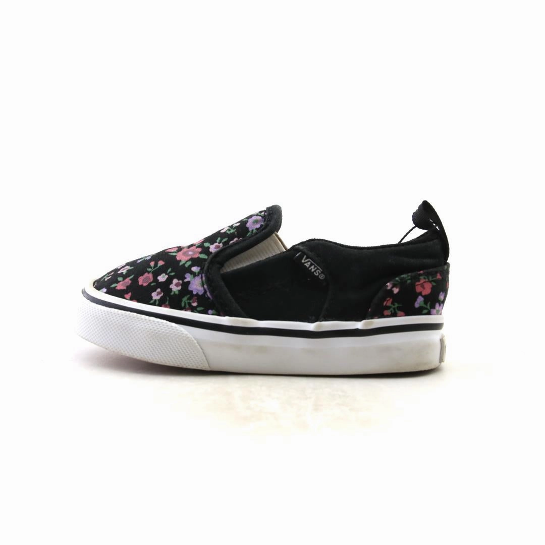 VANS CLASSIC Vans iconic skate shoe designs
