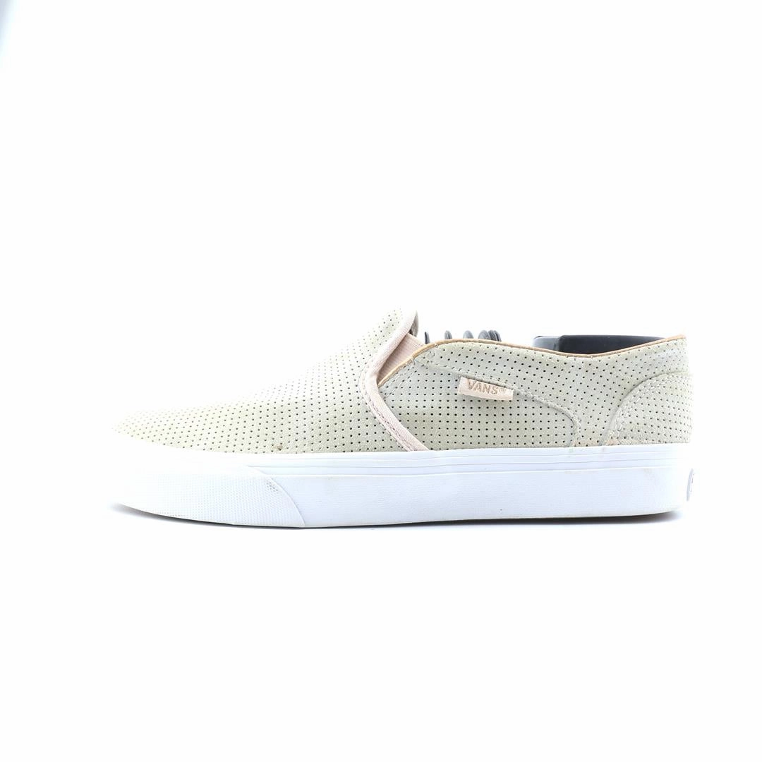 VANS CLASSIC Vans iconic skate shoe designs