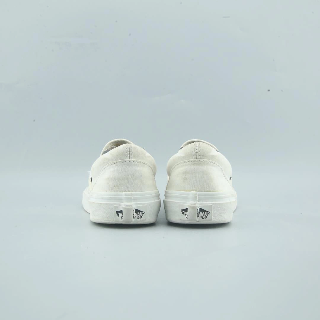 VANS CLASSIC Vans skate shoe imagery