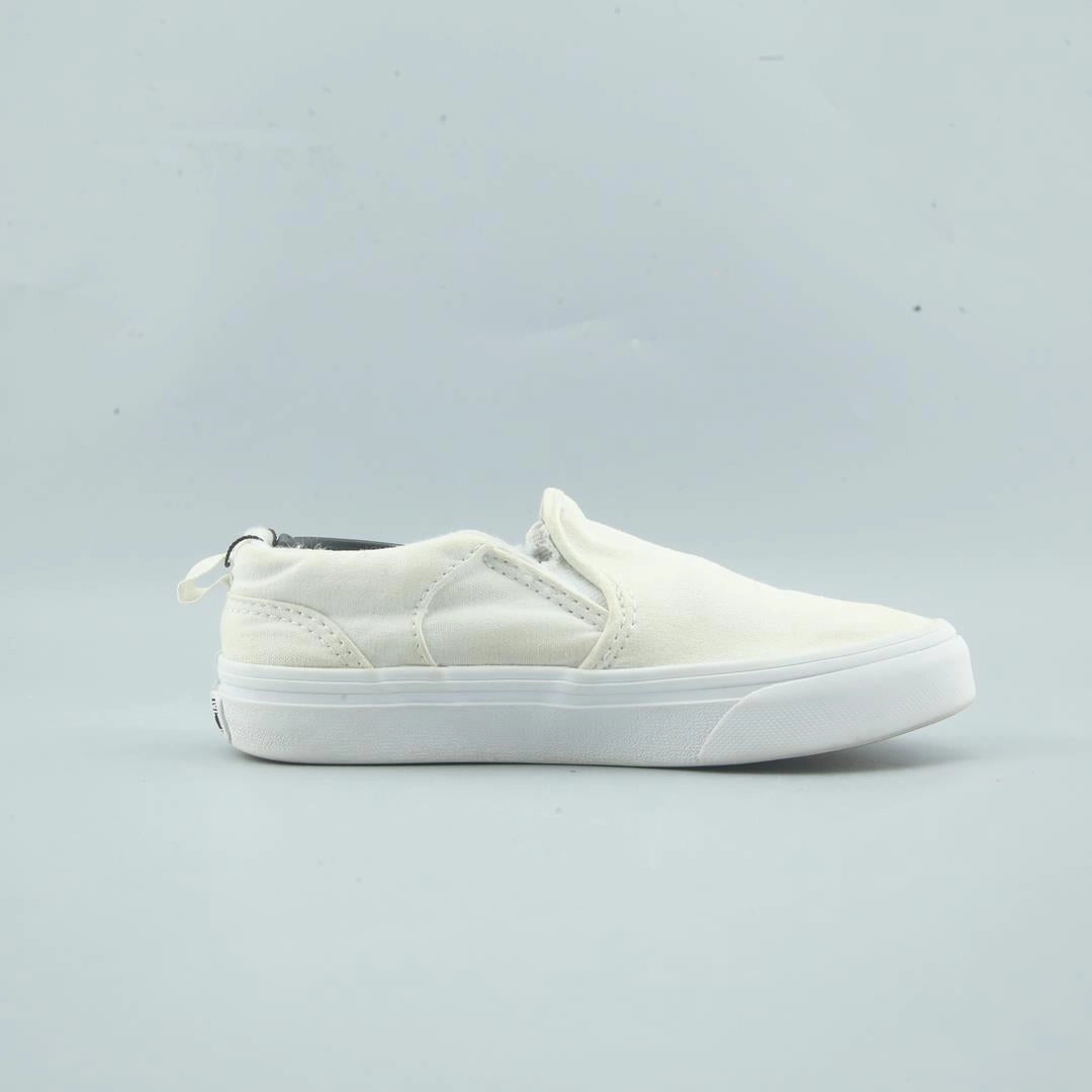 VANS CLASSIC Vans skate shoe imagery
