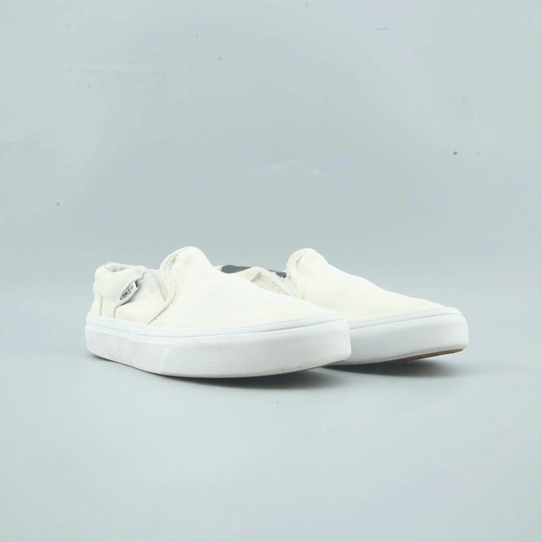 VANS CLASSIC Vans skate shoe imagery