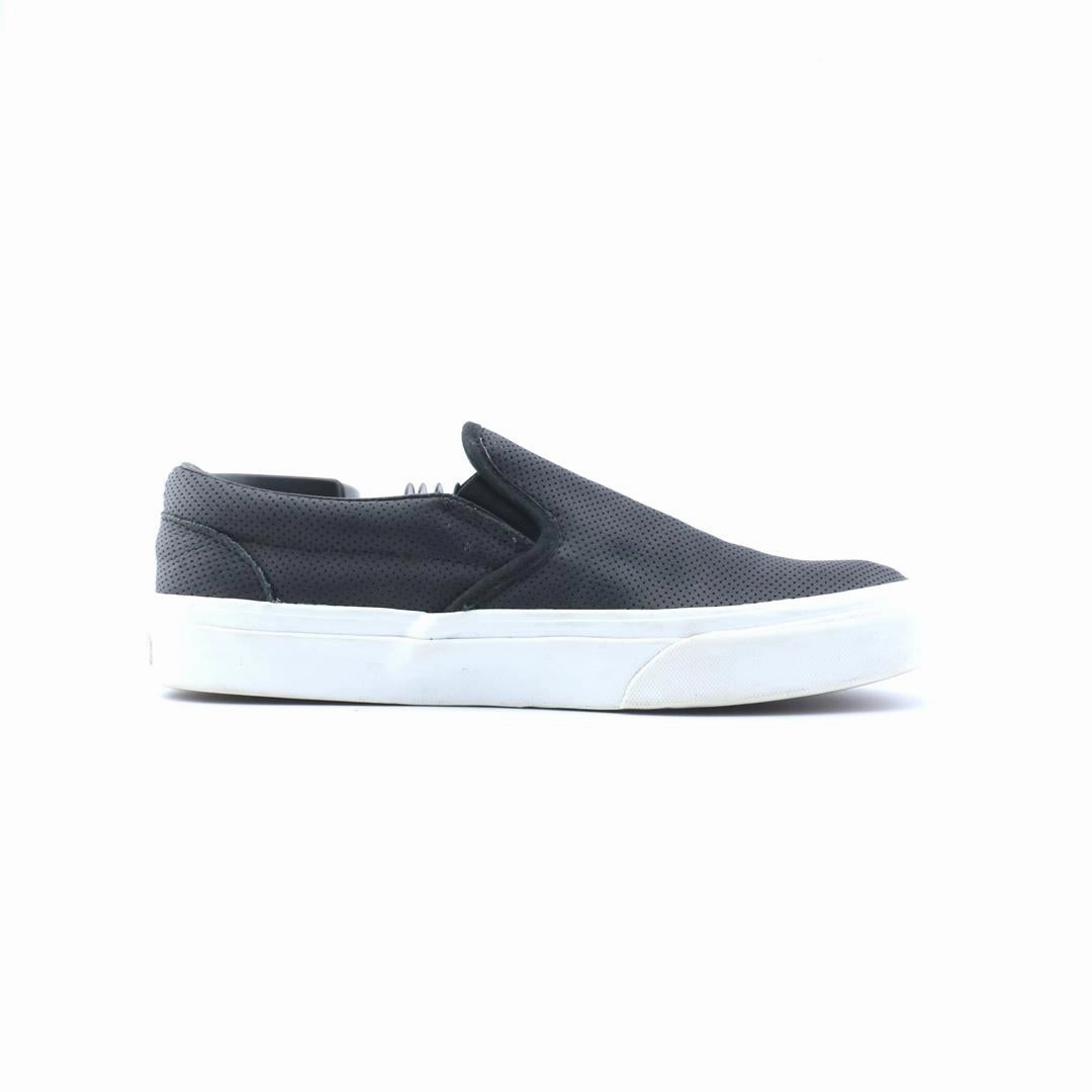 VANS CLASSIC Vans skate shoe imagery