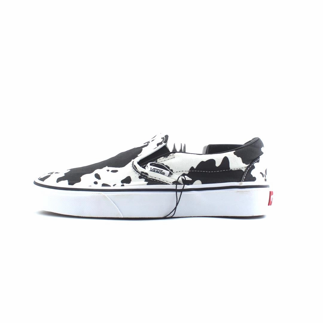 VANS CUSTOMS COW Vans retro-inspired footwear styles