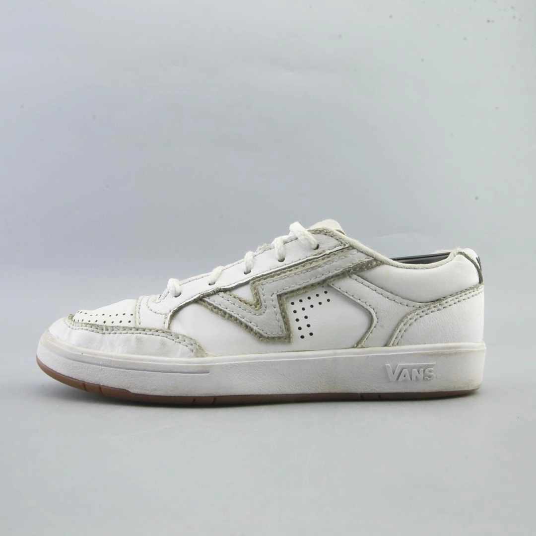 VANS  LOWLAND COMFYCUSH Vans iconic skate shoe designs